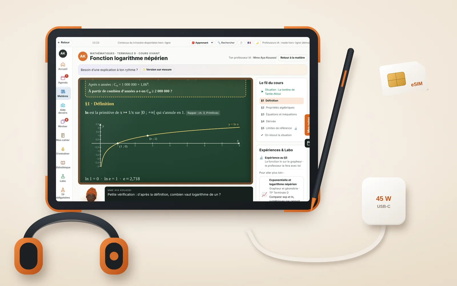 Le kit Kalan : tablette K1 affichant un cours de l’enseignant IA, stylet, casque, chargeur rapide 45 W et carte eSIM.